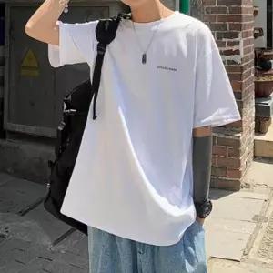 남성 티셔츠 라운드넥 반팔 여름 데일리 스타일리쉬