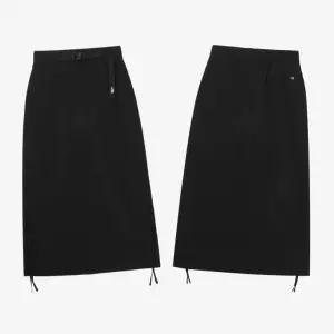 [매장판] 노스페이스 여성 데일리 우븐 코브 롱 스커트 블랙 NK6N