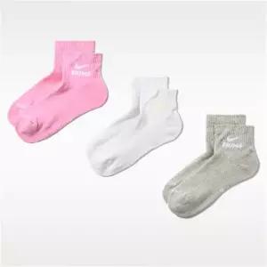 Nike 나이키스킴스 여성용 드라이 핏 쿼터 삭스(3켤레) IQ8106-912