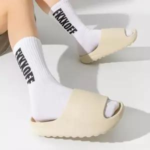 이지웨어 2컬러 남녀공용 라이트 슬리퍼 여름슬리퍼 데일리신발 여름슈즈 편한슬리퍼