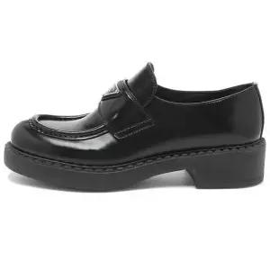 프라다 PRADA 25FW 1D246M ULS F0002 F G050 무광 브러시드 가죽 로퍼)