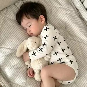 플러스패턴 긴팔 바디수트