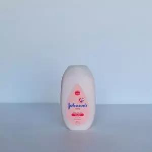 존슨 핑크로션 미우 300ml 아이깨끗 청결함 수분