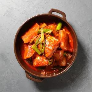 [반찬가게 찬장] 매콤고등어무조림 수제 집밥 반찬 배달 맛집