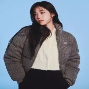 리 LE2403CD64IV 데일리룩 기본템 우먼 브이넥 헤어리 가디건 아이보리 4425956