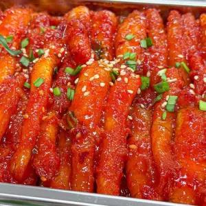[농가살리기] 40년 손맛 포천할매 푸짐한 생더덕무침 1kg