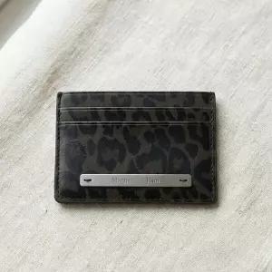 마뗑킴 레오파드 빈티지 카드 월렛 MK2600WL010VCH
