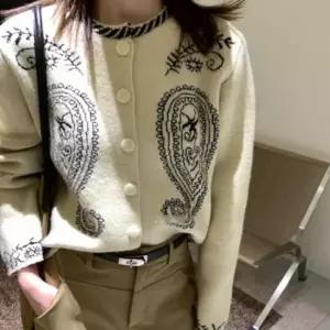 에스닉 무드 니트 가디건 여성용 가을 아우터 상의 패턴 니트 자켓 빈티지 가디건 데일리룩 코디 니트웨어
