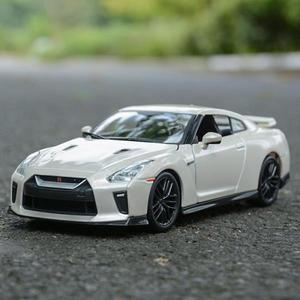 오리지널 Bbugo 1:24 닛산 GTR R35 2017 합금 자동차 다이캐스트  장난감 차량 모델 를위한  스케일