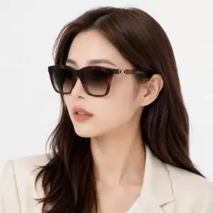 페라가모 선글라스 SF1027S 214 스퀘어 뿔테 자외선차단