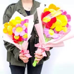 스마일 꽃 인형 꽃다발 2size 졸업식 성년의날 여자친구 선물 스마일꽃 템꽃 인싸 인형 꽃다발