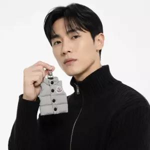 몽클레어 공용 패딩 베스트 키홀더 그레이) 6F00002 M7726 903