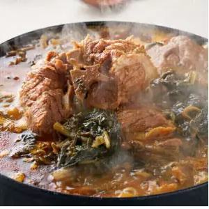 농가살리기 푸짐한 맛 고기듬뿍 한입 감자탕 5kg(8~10인분)
