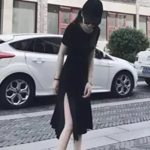 반팔 라운드넥 트림 절개 롱원피스 원피스