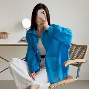 [신세계라이브쇼핑][옷자락] 여자 살안템 거즈 시스루 커버업 가오리핏 파란색 셔츠