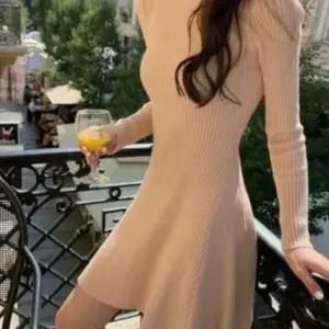 여자 미니멀 슬림핏 골지 플레어 A라인 니트원피스 긴팔 4색