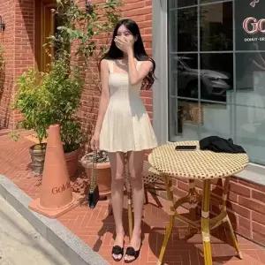 EAMT 니트 원피스 여친 동남아 솔리드 쇼트 A라인 YJ1