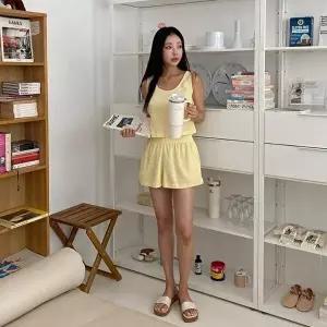 [옷자락]여자 휴양지룩 루즈핏 나시 밴딩 반바지 여름 투피스 세트