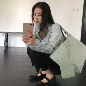 [메이비베이비] Lovell Blouse (2colors)