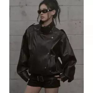 카키포인트 Structured High-Neck Leather Jacket dark brown