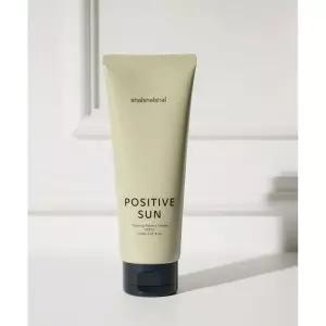 SHAISHAISHAI 파지티브 선 태닝 워터리 크림 SPF22 150ml 2263773
