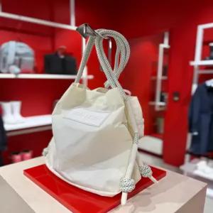 헌터 UNISEX 트래블 립스탑 토트 크로스백 셰이디드화이트 UBS1517NRSSWH 601636