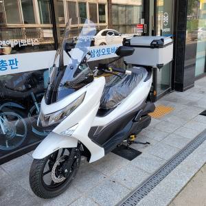UHR125 디앤에이모터스 2026년식 가스쇼바 유로5플러스