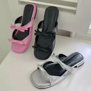더블 스트랩 리본장식 포인트 여성용 데일리 슬리퍼 귀여운슬리퍼 회사슬리퍼 (WE87DCC)