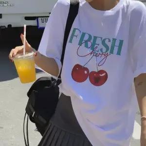 투체리 반팔 탑 프린트 티셔츠