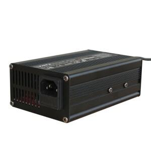25.2V 4A 충전기 6S lipo/리튬 폴리머/리튬 이온 배터리 팩 스마트 지원 CC/CV 모드 4.2V * 6 =