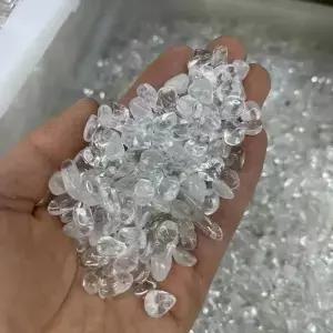 천연 컬러풀 화이트 크리스탈 칩 자갈 석영 레이키 힐링 스톤 수족관 홈 룸 장식 DIY 풍수 50-1000g 팩