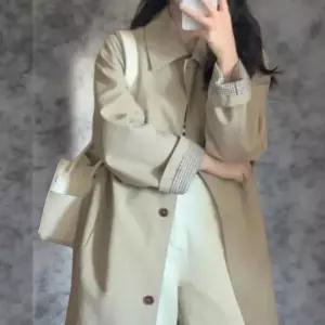 [하프클럽/]여성 콘트라스트 소매 트렌치 환절기 롱 코트