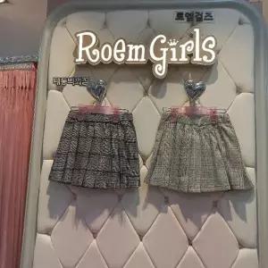 [셀러허브 1]로엠걸즈 DP01 베이직 체크스커트 베이직 체크스커트 RGWH2413C (12158214)