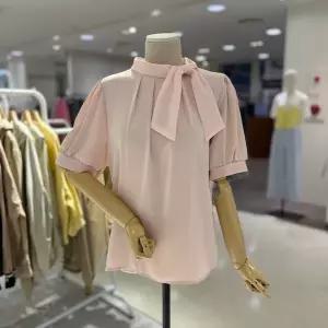 [대구백화점] [스테파니]리본넥 반팔 블라우스(A26SH6229)