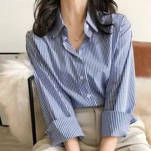 여성 스트라이프 긴팔 남방 1P 간절기 카라 셔츠 패션 여성스트라이프셔츠