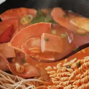 부대찌개의 반란 750g x 1팩 +라면사리