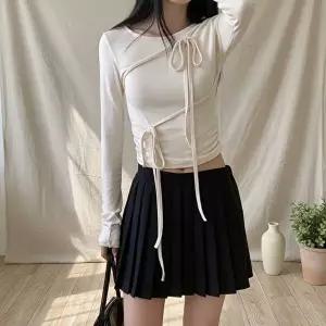[옷자락]여성 라운드넥 사이드 셔링 크로스 리본 티셔츠 반지