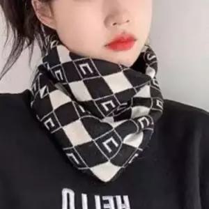 여성 방한 니트 헤어밴드 겨울용 넥워머 보온 머리띠 니트헤어밴드 겨울넥워머