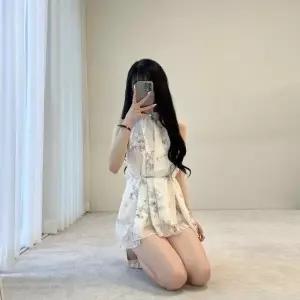 여자 홀터넥 쉬폰 블링 셔링 레이어드 나염 미니원피스_25505102_588872