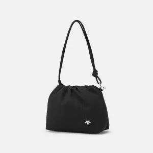 데상트 우먼스 플리츠 버킷백 블랙 SR222UBG42 42_BLK0 5988408