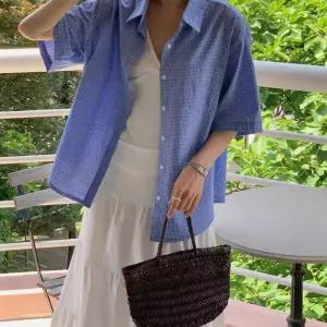 [옷자락]여자 데일리 체크 패턴 버클 포인트 세미오버핏 셔츠