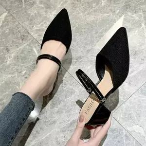 스트랩미들힐 모임 데일리 하객룩 스트랩 구두 결혼식 코디 미들힐 블로퍼구두