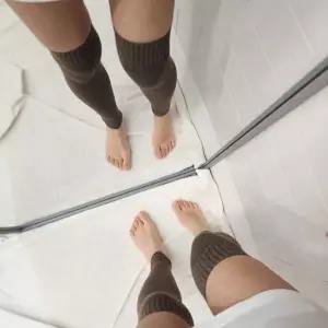 여성 겨울 웜파일 발토시 무릎 레그워머 4컬러 유유팩토리 다용도 선물 성탄절 크리스마스