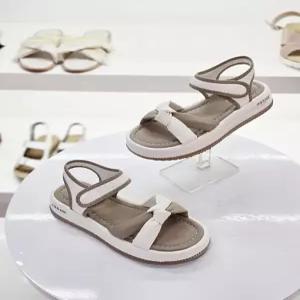세레스 세이브존07 여름 배색 샌들 4cm LR6544