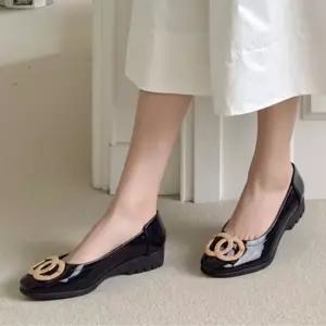 여성구두 데일리슈즈 출근단화 에나멜 슈즈 캐주 여성단화 플랫슈즈 여성플랫 편한단화