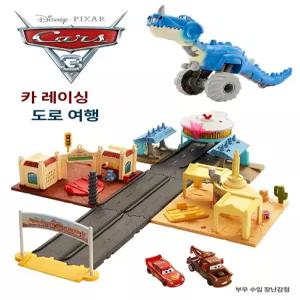 몬스터 잼 트럭 메이헴 메갈로돈 세트 플레이