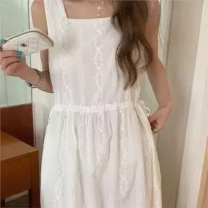 셀럽하우스 데일리 휴양지 원피스 바캉스 여성 휴양지 원피스 스퀘어넥 플레어