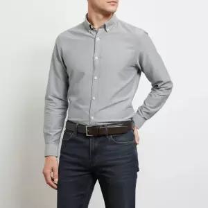 휴고보스 26SS Elloy Belt 50553210 204) 폴리시드 핀 버클 그레인 레더 벨트)