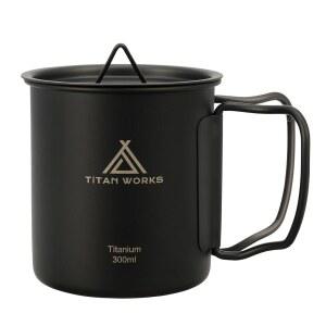TiTAN WORKS(타이탄 워크스) 블랙 티타늄 머그 300ml 경량 뚜껑 포함 직화 캠핑 등산 쿠커