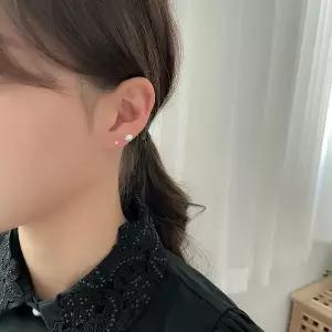 [하프클럽/]여성용 데일리 기본 진주 펄 써지컬 바 피어싱 변경